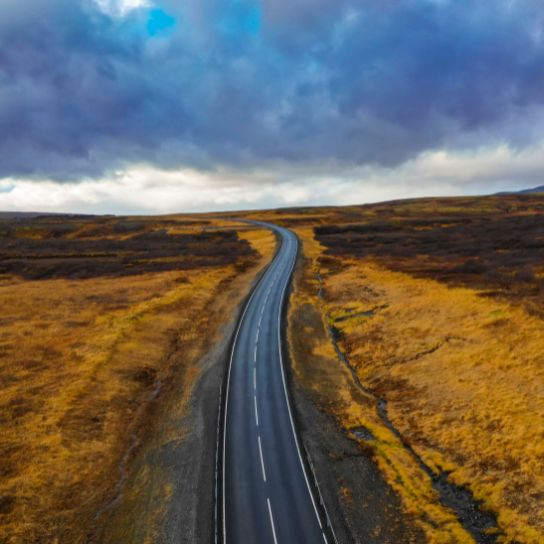 an image of an open road going into the distance representing the potential the QGate consultative approach has